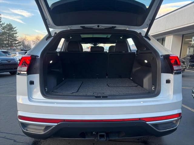 2025 Volkswagen Atlas Cross Sport 2.0T SEL