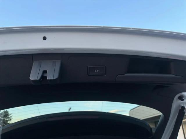 2025 Volkswagen Atlas Cross Sport 2.0T SEL