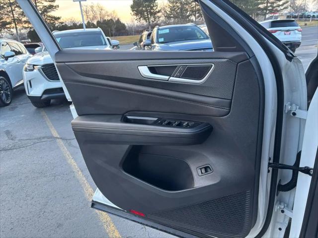 2025 Volkswagen Atlas Cross Sport 2.0T SEL
