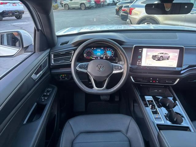 2025 Volkswagen Atlas Cross Sport 2.0T SEL