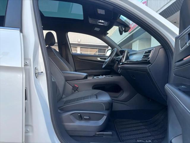 2025 Volkswagen Atlas Cross Sport 2.0T SEL