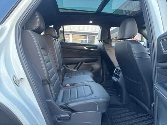 2025 Volkswagen Atlas Cross Sport 2.0T SEL