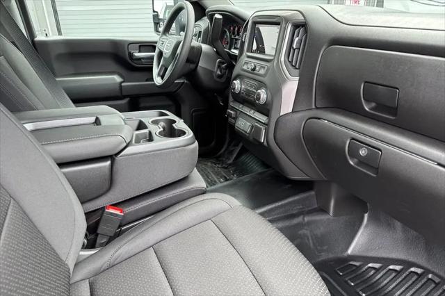 2026 GMC Sierra 2500HD Crew Cab, Long Bed, Pro, 4WD