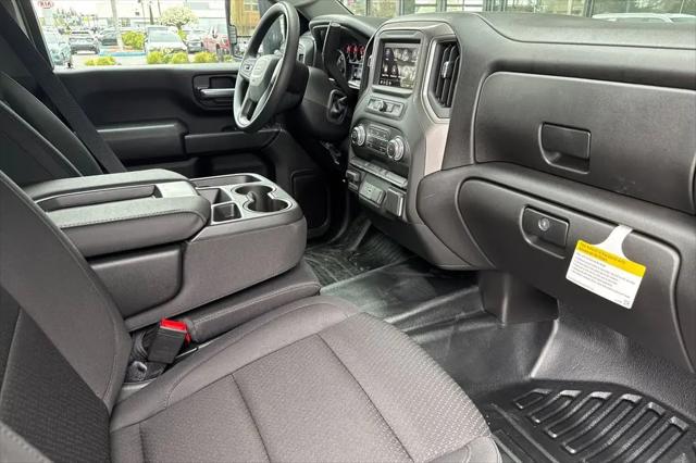 2026 GMC Sierra 2500HD Crew Cab, Long Bed, Pro, 4WD