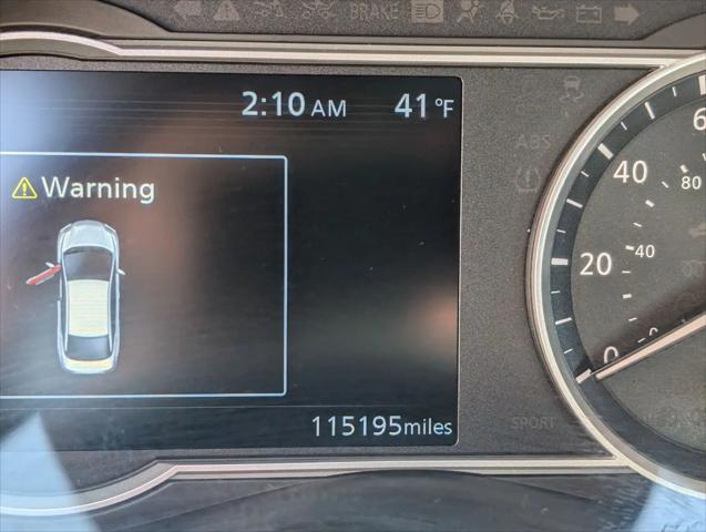 2021 Nissan Versa SR Xtronic CVT