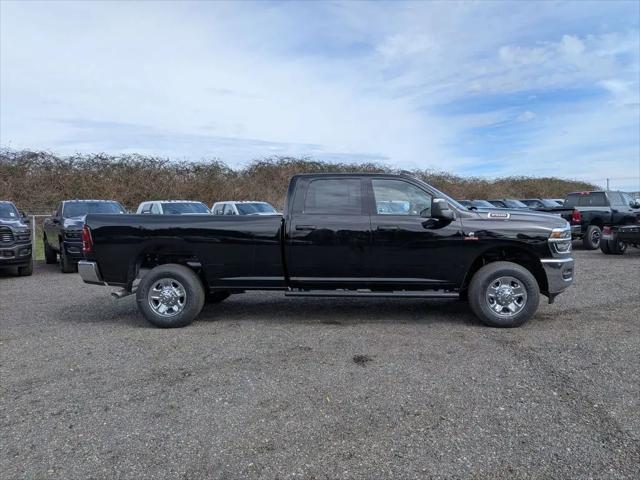 2026 Ram 2500 Tradesman Crew Cab 4x4 8 Box