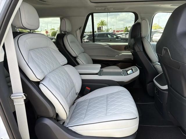 2026 Lincoln Navigator Black Label L