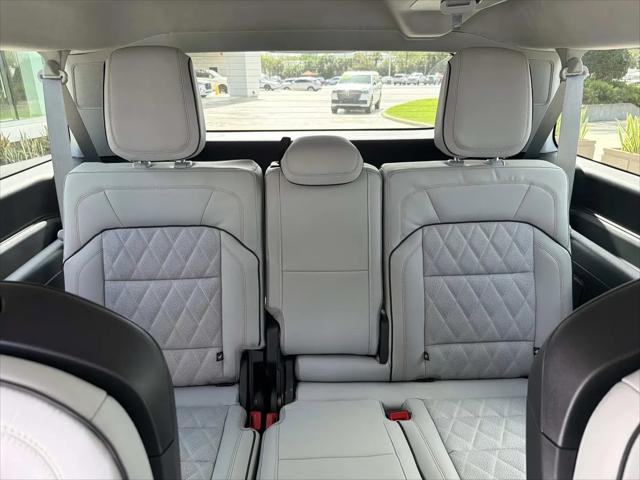 2026 Lincoln Navigator Black Label L