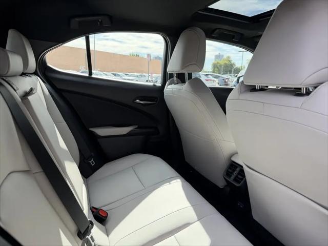 2024 Lexus UX 250h UX 250h