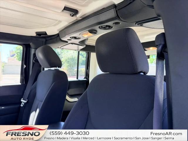 2015 Jeep Wrangler Unlimited Sport