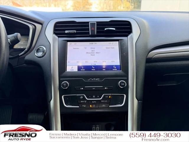 2020 Ford Fusion SE