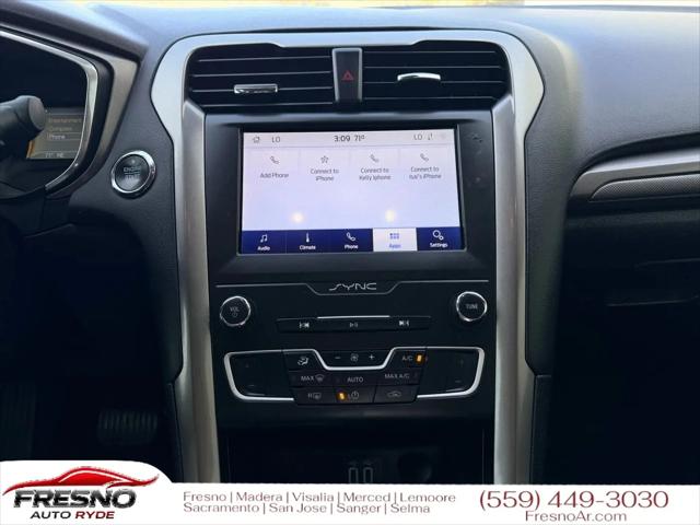 2020 Ford Fusion SE