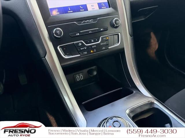 2020 Ford Fusion SE