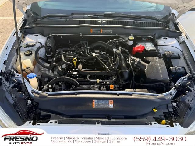 2020 Ford Fusion SE