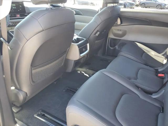 2026 Kia Carnival MPV LXS
