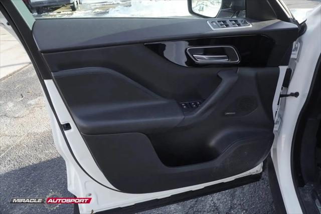 2019 Jaguar F-PACE 25t Premium