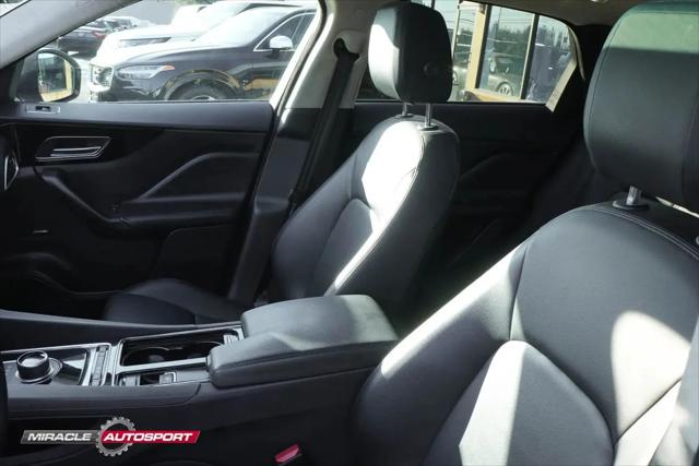 2019 Jaguar F-PACE 25t Premium