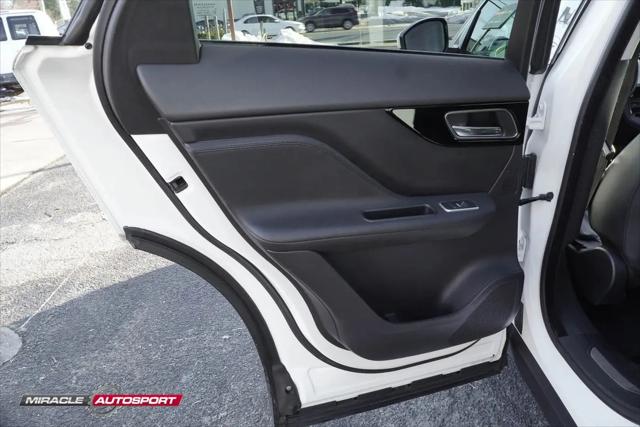 2019 Jaguar F-PACE 25t Premium