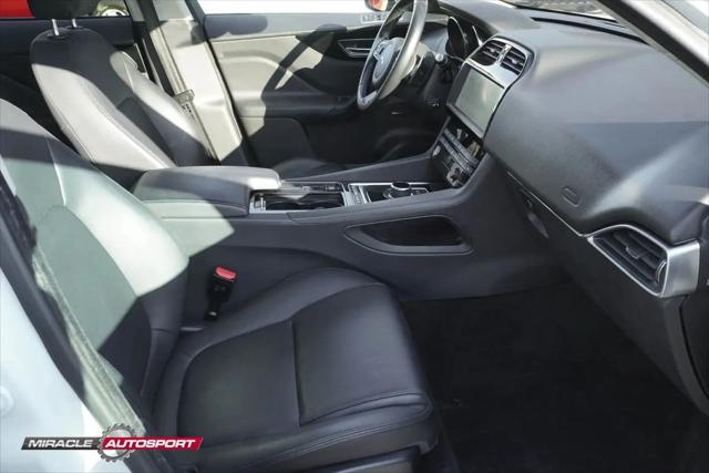 2019 Jaguar F-PACE 25t Premium