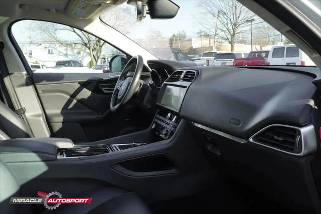 2019 Jaguar F-PACE 25t Premium