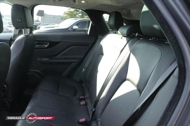 2019 Jaguar F-PACE 25t Premium