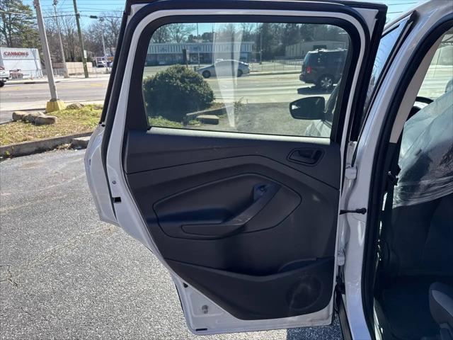 2015 Ford Escape S