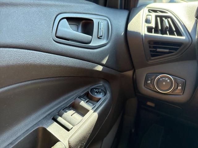 2015 Ford Escape S