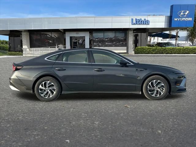 2026 Hyundai Sonata Hybrid Blue