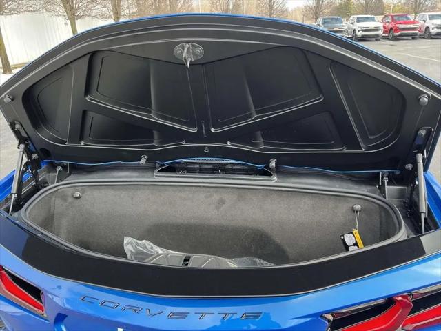 2026 Chevrolet Corvette Stingray Convertible, 2LT, RWD