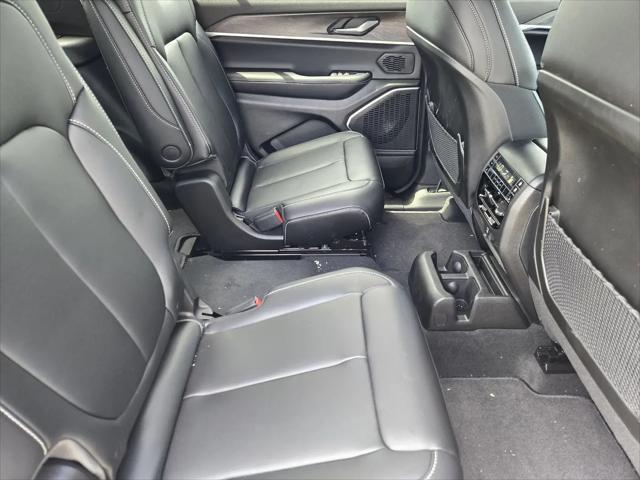 2026 Jeep Grand Cherokee L Limited 4x2