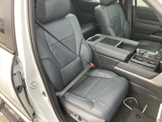 2026 Toyota Tundra Platinum CrewMax 5.5' Bed