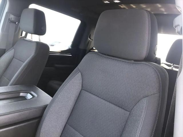 2025 Chevrolet Silverado 1500 4WD Crew Cab Short Bed LT with 2FL