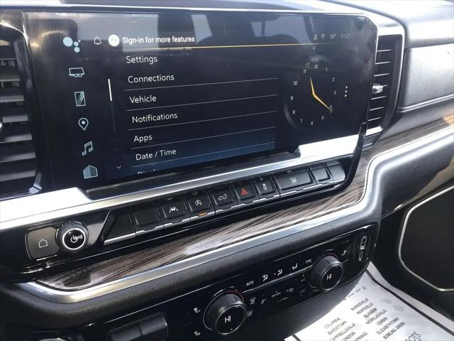 2025 Chevrolet Silverado 1500 4WD Crew Cab Short Bed LT with 2FL