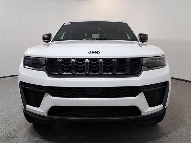 2026 Jeep Grand Cherokee L Altitude 4x2