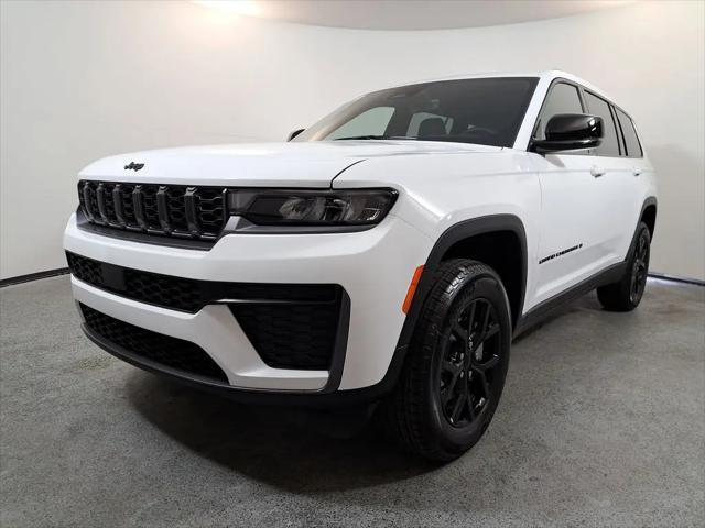 2026 Jeep Grand Cherokee L Altitude 4x2