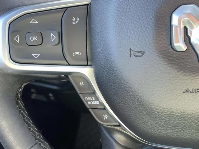 2025 Ram 1500 Big Horn Crew Cab 4x4 5'7" Box