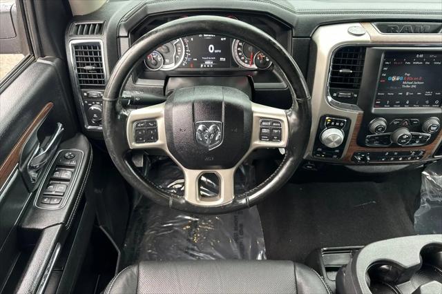 2019 Ram 1500 Classic Laramie Crew Cab 4x4 5'7" Box