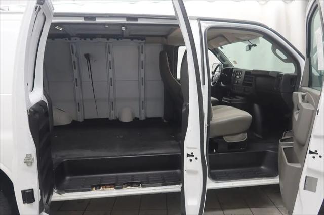 2017 Chevrolet Express Work Van