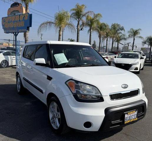2011 Kia Soul + for sale in BAKERSFIELD, CA