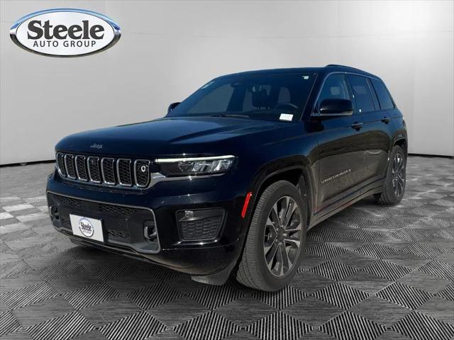 2023 Jeep Grand Cherokee Overland 4x4 for sale in Gonzales, TX