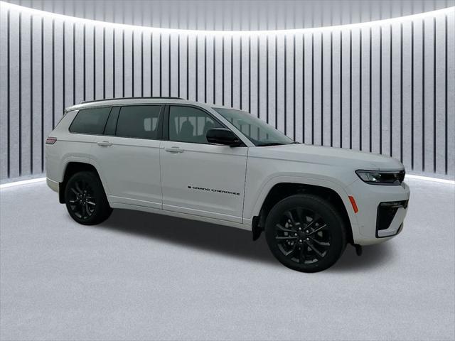 2026 Jeep Grand Cherokee GRAND CHEROKEE L LIMITED RESERVE 4X4