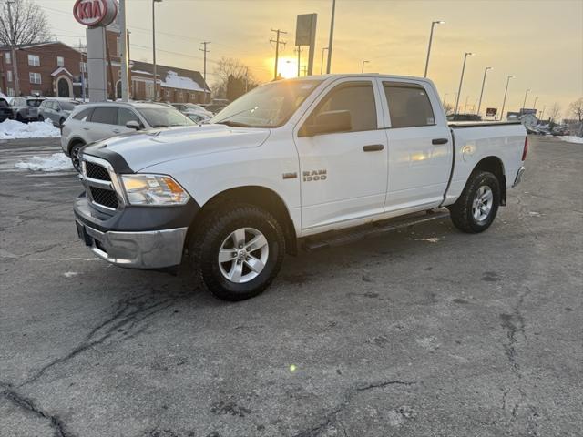 2017 RAM 1500 Tradesman Crew Cab 4x4 57 Box 2017 RAM 1500 Tradesman Crew Cab 4x4 57 Box