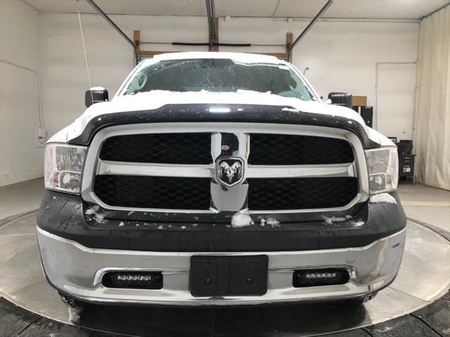 2017 RAM 1500 Tradesman Crew Cab 4x4 57 Box