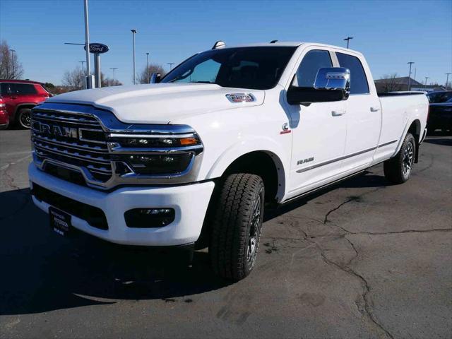 2026 RAM Ram 3500 RAM 3500 LIMITED CREW CAB 4X4 8 BOX