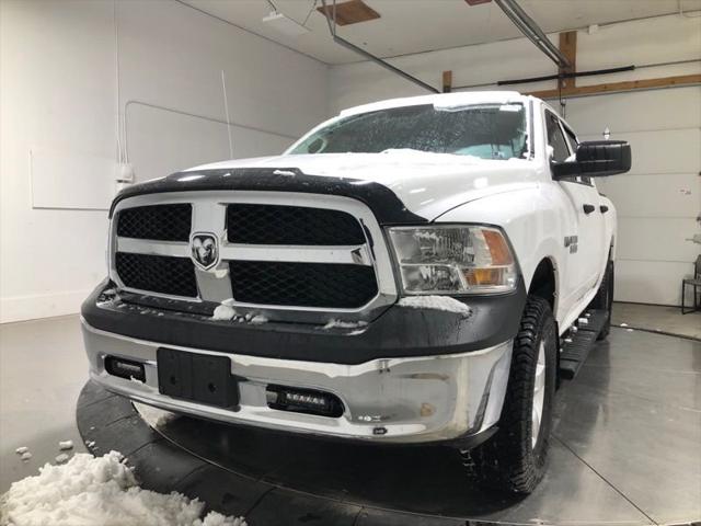 2017 RAM 1500 Tradesman Crew Cab 4x4 57 Box