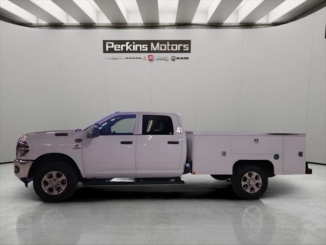 2026 RAM Ram 3500 Chassis Cab RAM 3500 TRADESMAN CREW CAB CHASSIS 4X4 60 CA