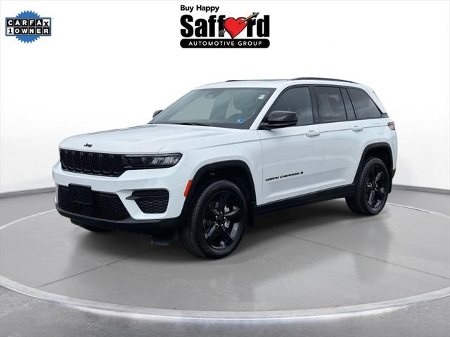 2023 Jeep Grand Cherokee Altitude 4x4 2023 Jeep Grand Cherokee Altitude 4x4