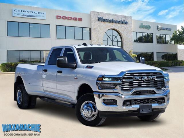 2026 RAM Ram 3500 RAM 3500 TRADESMAN CREW CAB 4X4 8 BOX