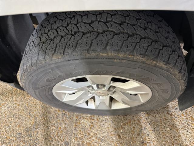 2016 GMC Canyon SLE 2016 GMC Canyon SLE