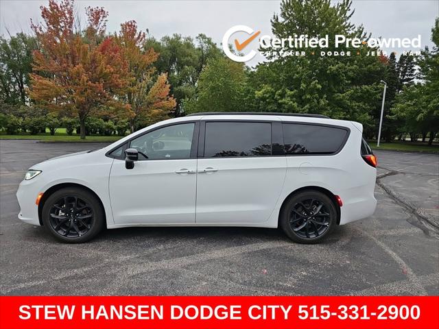 2025 Chrysler Pacifica Limited for sale in Urbandale, IA
